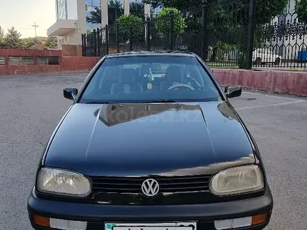 Volkswagen Golf 1993 года за 1 700 000 тг. в Шымкент – фото 4