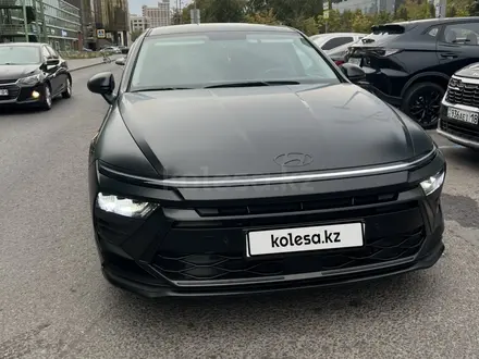 Hyundai Sonata 2024 года за 12 300 000 тг. в Астана – фото 2