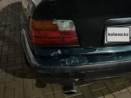 BMW 320 1995 года за 1 000 000 тг. в Алматы – фото 12