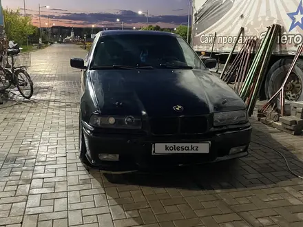 BMW 320 1995 года за 1 000 000 тг. в Алматы – фото 14