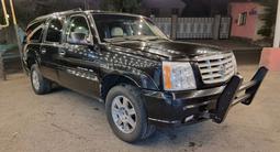 Cadillac Escalade 2005 годаүшін7 500 000 тг. в Астана – фото 2