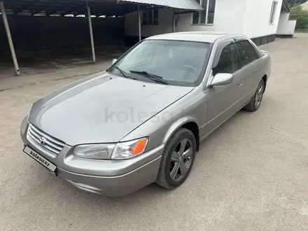 Toyota Camry 1998 года за 3 200 000 тг. в Алматы – фото 7