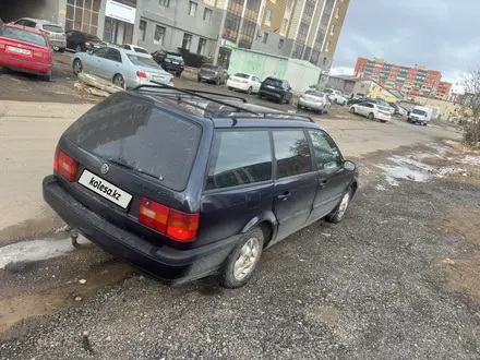 Volkswagen Passat 1993 года за 1 800 000 тг. в Астана – фото 3