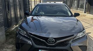 Toyota Camry 2019 года за 10 500 000 тг. в Алматы