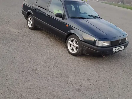 Volkswagen Passat 1992 года за 1 350 000 тг. в Талдыкорган