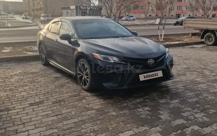 Toyota Camry 2018 года за 12 000 000 тг. в Актау