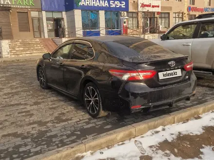 Toyota Camry 2018 года за 12 000 000 тг. в Актау – фото 4