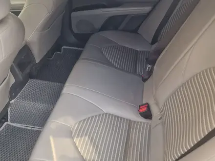 Toyota Camry 2018 года за 12 000 000 тг. в Актау – фото 6
