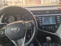 Toyota Camry 2018 года за 12 000 000 тг. в Актау – фото 9