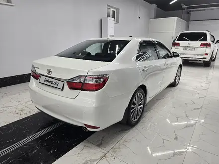 Toyota Camry 2018 года за 15 500 000 тг. в Кызылорда – фото 4