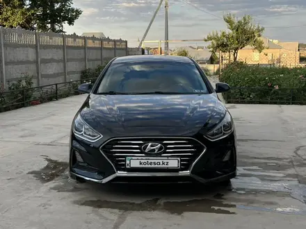 Hyundai Sonata 2017 года за 8 200 000 тг. в Тараз