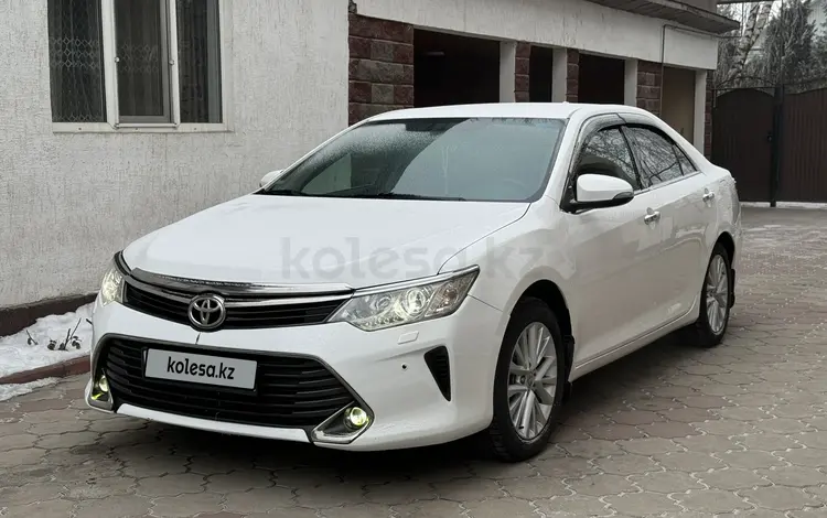 Toyota Camry 2015 года за 11 200 000 тг. в Алматы