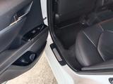 Toyota Camry 2020 года за 13 800 000 тг. в Алматы – фото 5