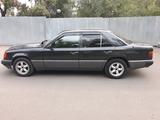 Mercedes-Benz E 200 1993 годаүшін1 700 000 тг. в Петропавловск – фото 4