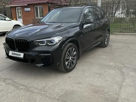 BMW X5 2022 года за 47 000 000 тг. в Павлодар – фото 3