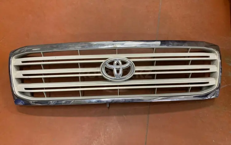 Решетка радиатора оригинал бу на Toyota Land Cruiser 100 в Алматы