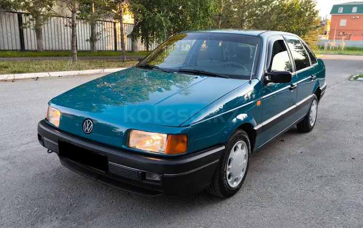 Volkswagen Passat 1993 годаfor2 400 000 тг. в Костанай