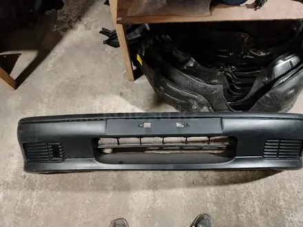 Бампер Nissan Primera P 10 за 25 000 тг. в Алматы
