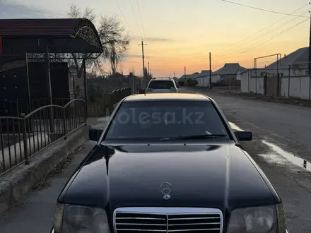 Mercedes-Benz E 230 1990 года за 1 100 000 тг. в Туркестан