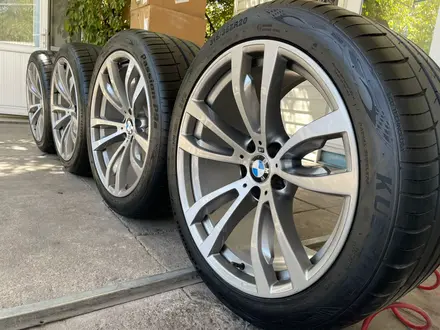 М-Performance 469 на бмв х5 на резине за 850 000 тг. в Шымкент