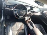 Lexus ES 300h 2013 года за 8 500 000 тг. в Актау – фото 3