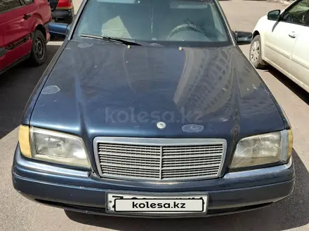 Mercedes-Benz C 280 1995 года за 1 900 000 тг. в Астана