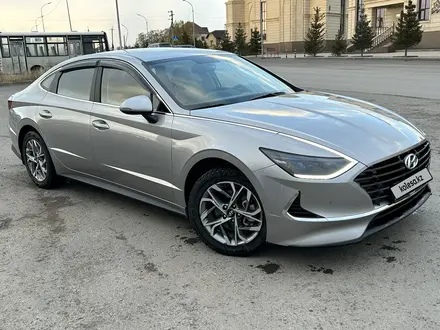 Hyundai Sonata 2022 года за 12 000 000 тг. в Караганда – фото 2