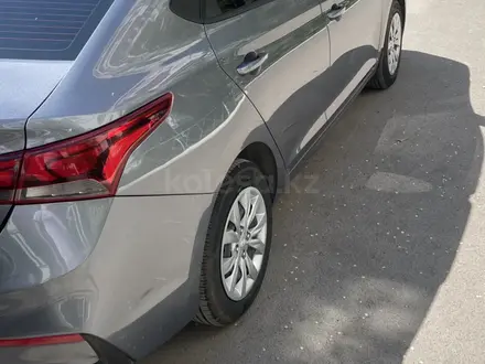 Hyundai Accent 2019 года за 7 000 000 тг. в Караганда – фото 4