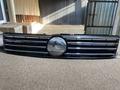 Решетка радиатора — Volkswagen Passat B5 2000-үшін10 000 тг. в Алматы