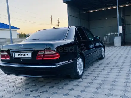 Mercedes-Benz E 320 2000 года за 4 700 000 тг. в Тараз – фото 7