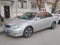 Toyota Camry 2002 года за 3 800 000 тг. в Актобе – фото 2