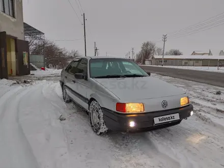 Volkswagen Passat 1988 года за 950 000 тг. в Тараз