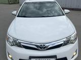 Toyota Camry 2012 года за 10 200 000 тг. в Шымкент – фото 2