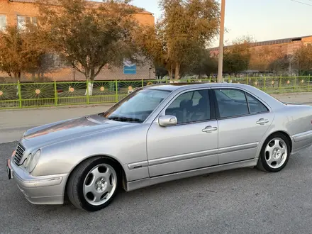 Mercedes-Benz E 320 2001 года за 4 800 000 тг. в Аральск