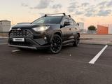 Toyota RAV4 2020 годаүшін16 500 000 тг. в Караганда