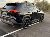 Toyota RAV4 2020 годаүшін16 500 000 тг. в Караганда – фото 5