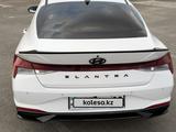 Hyundai Elantra 2021 года за 8 000 000 тг. в Шымкент – фото 4