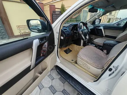 Toyota Land Cruiser Prado 2010 года за 16 800 000 тг. в Актау – фото 7