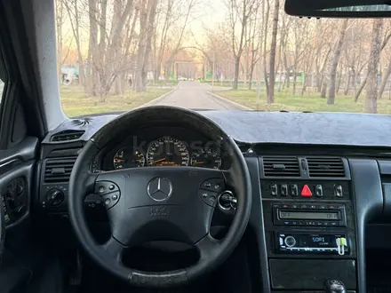 Mercedes-Benz E 320 1999 года за 4 750 000 тг. в Алматы – фото 11