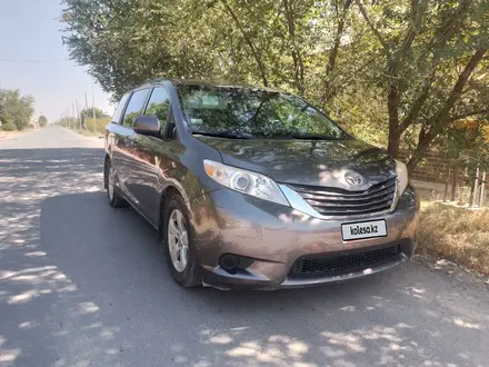 Toyota Sienna 2015 года за 11 600 000 тг. в Шымкент