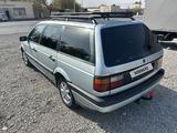 Volkswagen Passat 1990 годаүшін1 700 000 тг. в Алматы – фото 3
