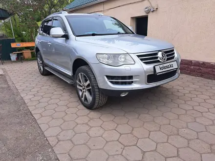 Volkswagen Touareg 2007 года за 7 000 000 тг. в Караганда – фото 8