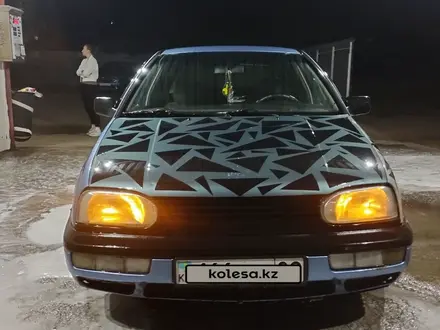 Volkswagen Golf 1992 года за 1 100 000 тг. в Караганда – фото 2