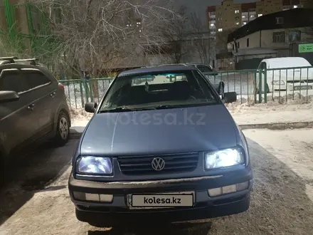 Volkswagen Vento 1993 года за 1 000 000 тг. в Астана