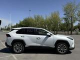 Toyota RAV4 2024 года за 19 000 000 тг. в Астана