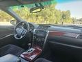 Toyota Camry 2013 года за 9 300 000 тг. в Семей – фото 17