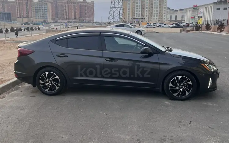 Hyundai Elantra 2020 года за 6 700 000 тг. в Актау