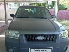 Ford Maverick, 2004