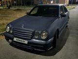 Mercedes-Benz E 320 1997 годаүшін2 500 000 тг. в Талдыкорган