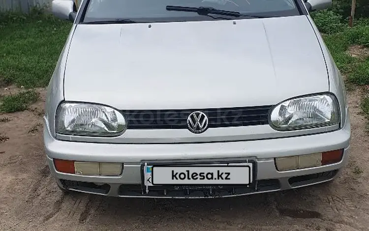 Volkswagen Golf 1994 годаүшін2 000 000 тг. в Усть-Каменогорск
